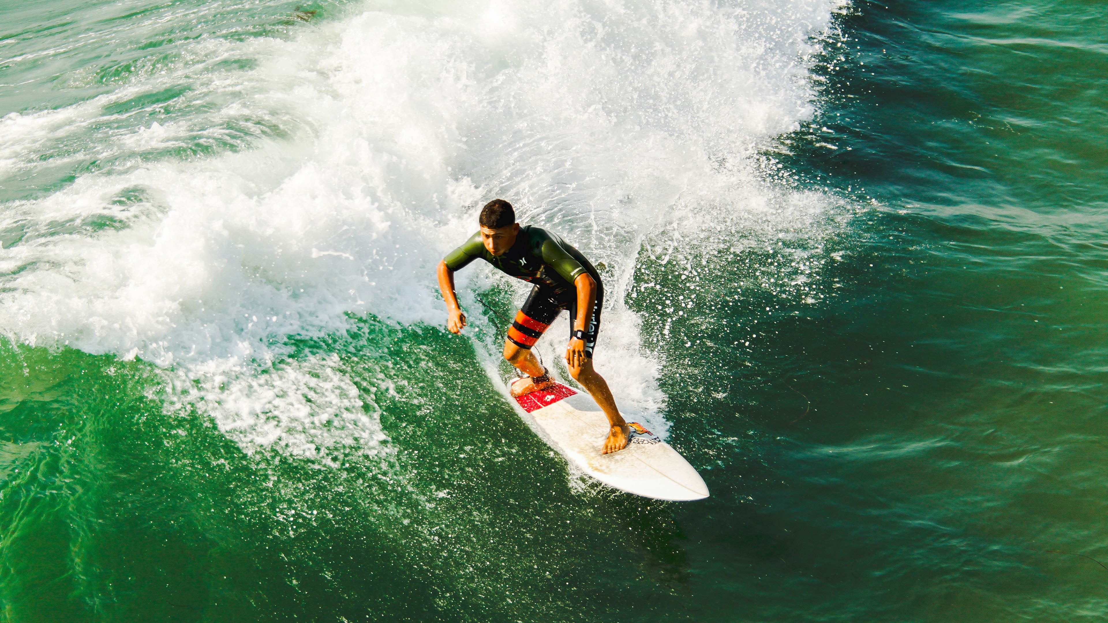 赛道上的火焰,小贾伦点燃F1年度争冠之夜